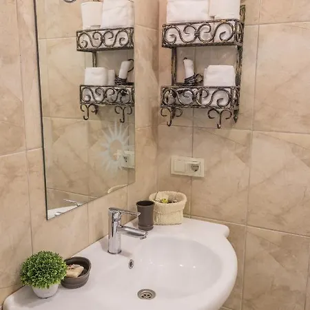 בית הארחה Losta Sahil Evi 2