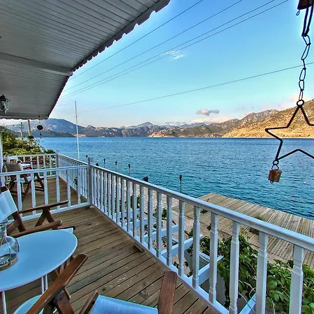 בית הארחה Losta Sahil Evi 2 4*