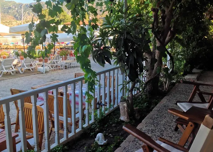 Losta Sahil Evi 2 Pensionat